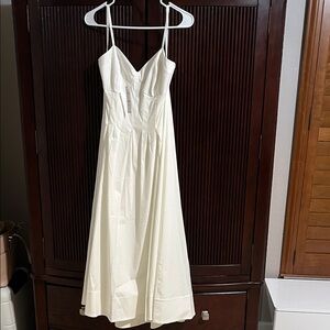 White House Black Market Strapless White Dress